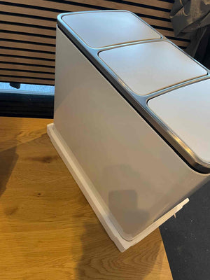 Helsinki skraldespand (DEMO-A)