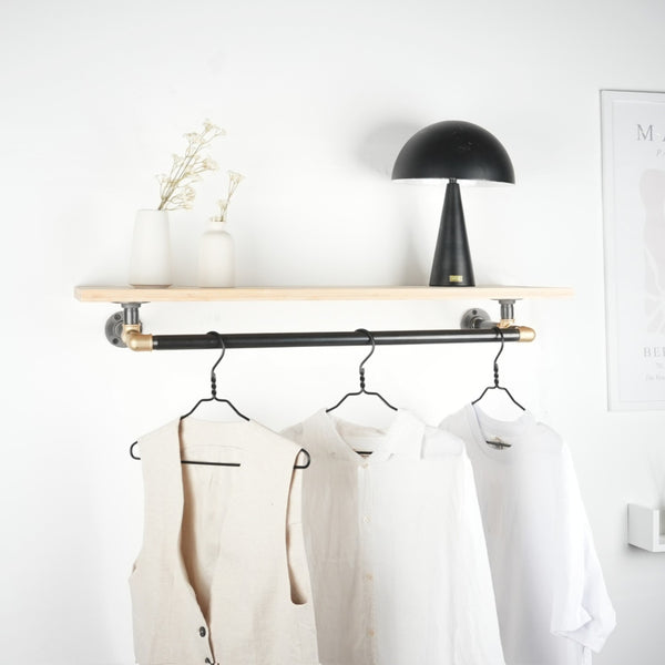 Bøjlestang SARA sort med messing og hylde