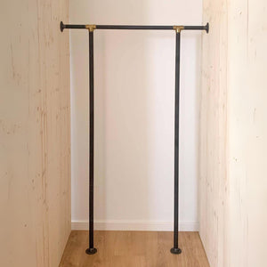 Bøjlestang MIA sort Ophæng RAW58 0-50 cm Sort med messing samlinger