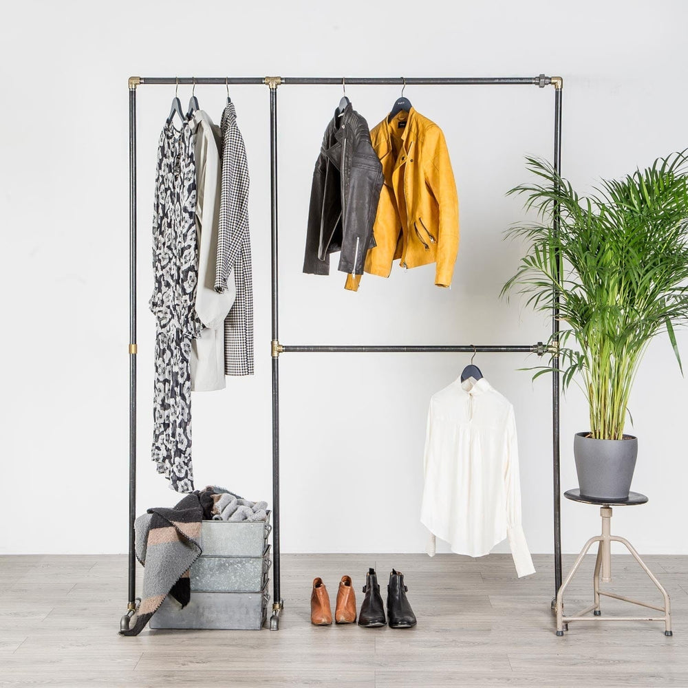 Tøjstativ ALMA sort messing - bestil på specialmål RAW58 Tøjstativer RAW58 - bestil på specialmål