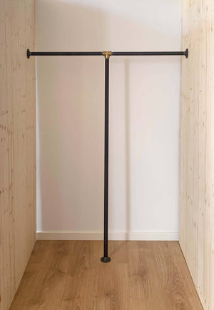 Bøjlestang ANDREA sort Ophæng RAW58 0-50 cm Sort med messing samlinger