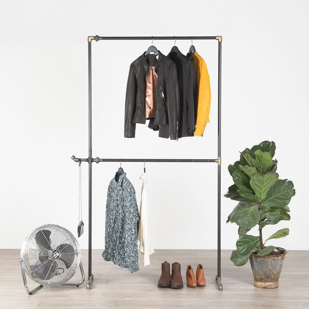 Tøjstativ VINCENT sort med messing RAW58 Tøjstativer RAW58 72x213 cm